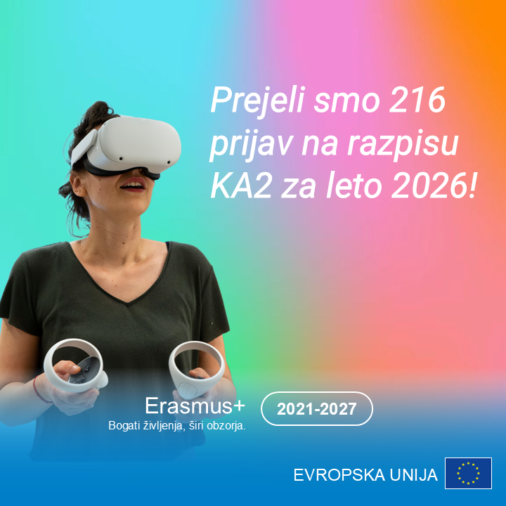 Fotografija ženske z VR očali s pripisom o rezultatih razpisa Erasmus+ 2026